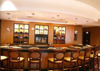 Bertram Inn And Conference Center Aurora Extérieur photo